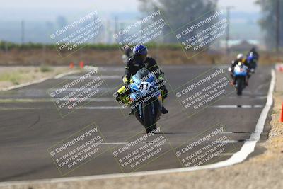 media/Sep-20-2025-TrackDaz (Sat) [[27f0cde673]]/B Group/220pm (Turn 9)/